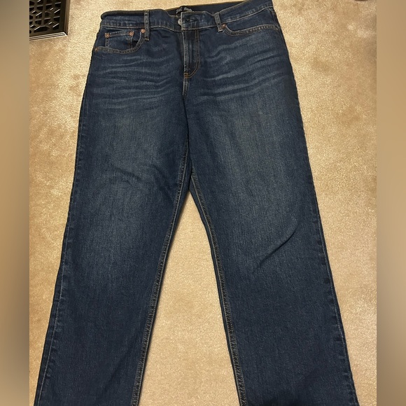 Regular Standard Straight - Picture 2 of 2